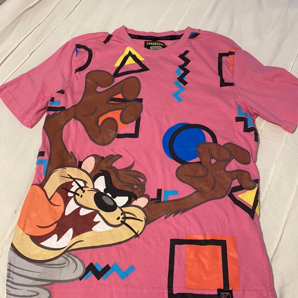 LOONEY TUNES tshirt size small men’s